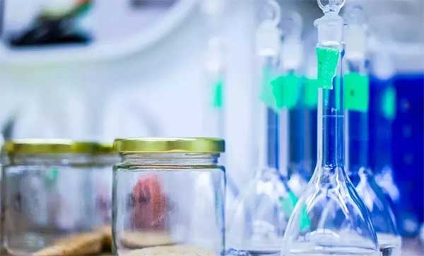 【海外農(nóng)業(yè)】沙漠種糧食，零排放養(yǎng)魚(yú)，空氣中取水…以色列如何逆天成為農(nóng)業(yè)強(qiáng)國(guó)？