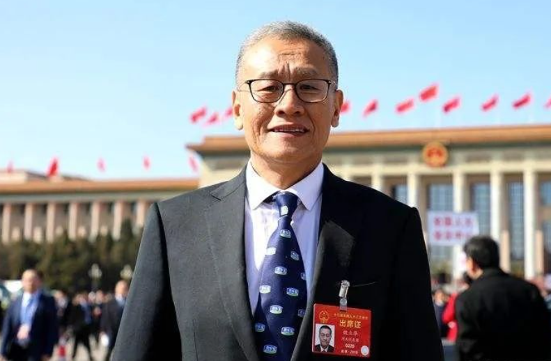 全國人大代表：目前一些地方已暫停設(shè)施農(nóng)業(yè)用地備案，用地面臨極大困難
